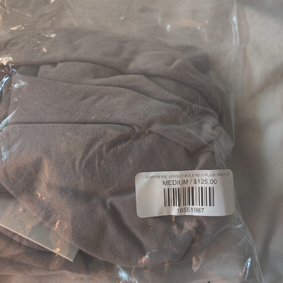 Laina Rauma Superfine Jersey Bolero in Pulm Truffle size Medium - Picture 3 of 4